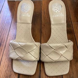 Vince Camuto Brelanie Woven-Strap 7.5- Dulce de Leche